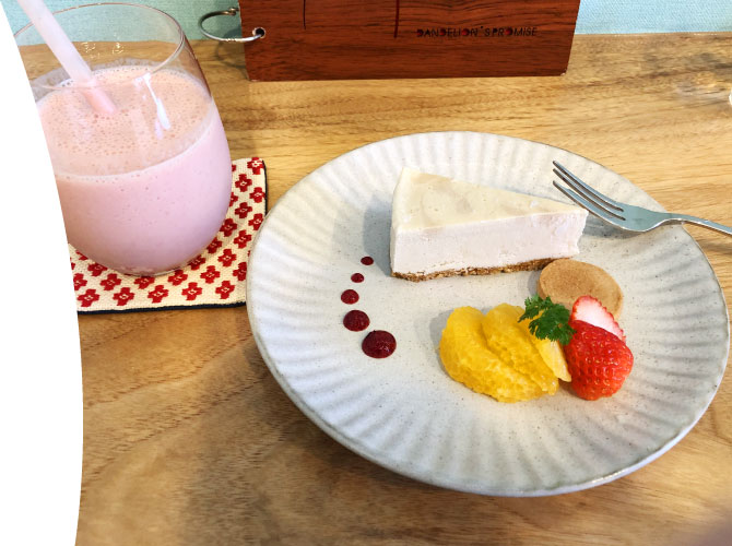 sante cafe まる デザートセット（ベイクドチーズケーキ・アールグレイティー）