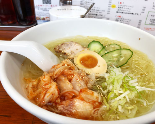 黄金の福ワンタン まくり 盛岡冷麺