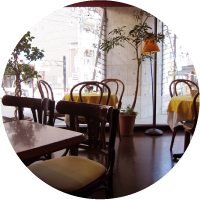 かうひい屋 店内