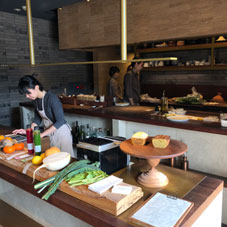 FYLGDU MÉR (フィルクトゥミエール) 店内