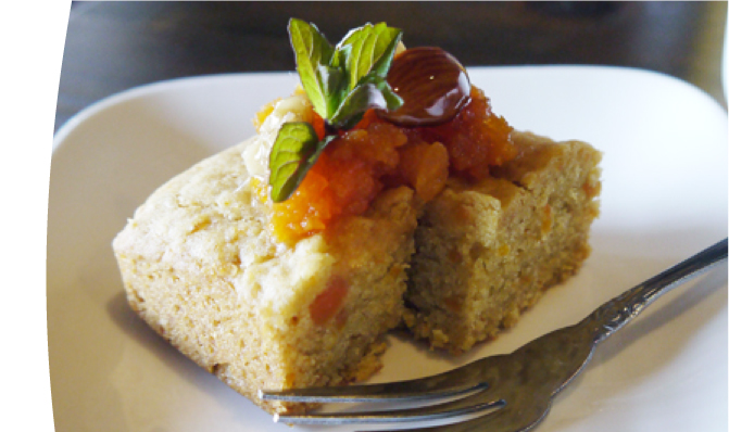 アミカフェ にんじんと玄米粉のパウンドケーキ