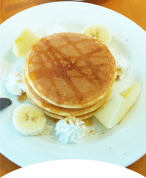 プライムカフェ パンケーキ+果物+生クリーム