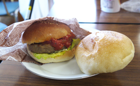 ふらんす館 福重バーガーとコーヒーあんぱん