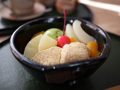 町家カフェ 太郎茶屋 鎌倉 甘味:抹茶クリームあんみつ 630円