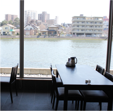 お魚会席三四郎 白魚定食　店内