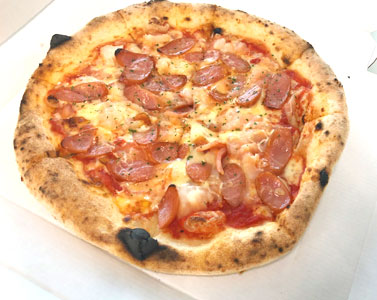 マリノアシティ福岡 西新ピザ食堂 ソーセージとポテトのトマトソース　￥680
