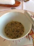 牡蠣とパセリのスープ